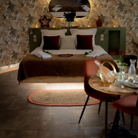 Aux Amoureux , Romantique Et Casa de Férias