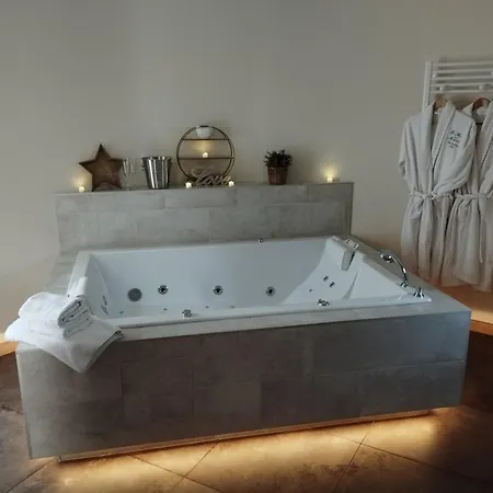 Casa de Férias Aux Amoureux , Romantique Et *