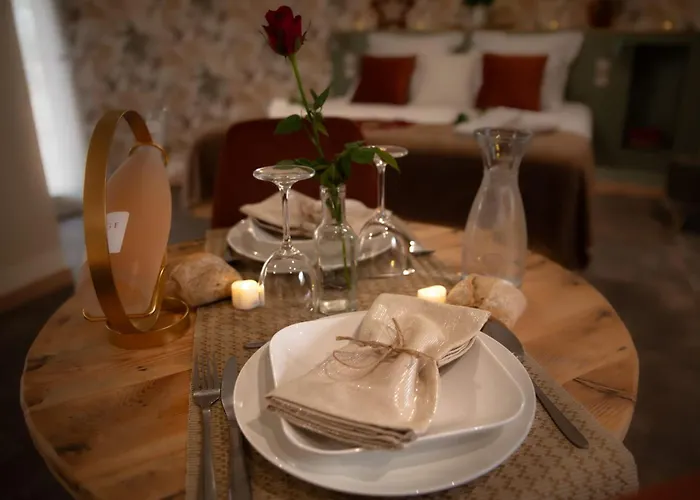 Aux Amoureux , Romantique Et Σπίτι διακοπών