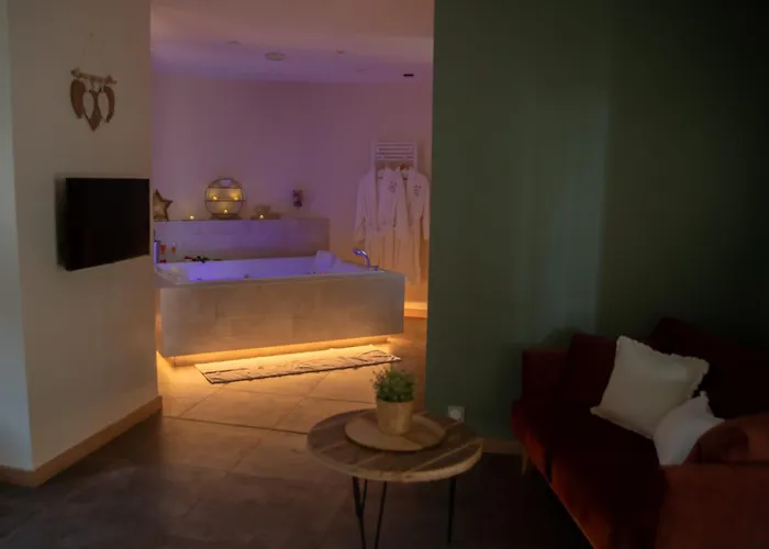 Aux Amoureux , Romantique Et