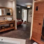 Hébergement de vacances Aux Amoureux , Romantique Et