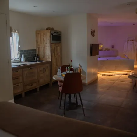 Holiday home Aux Amoureux , Romantique Et Le Barcares
