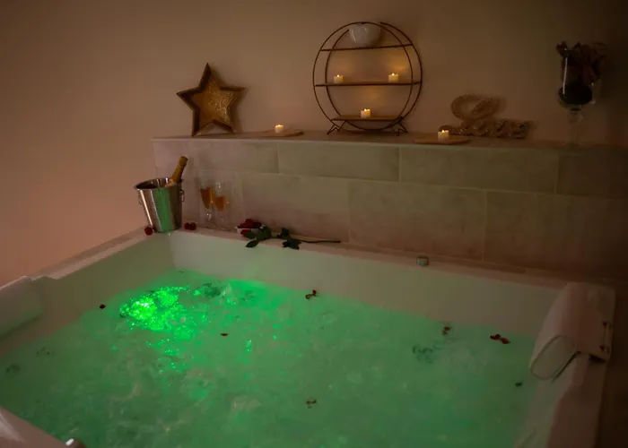 Aux Amoureux , Romantique Et Le Barcarès