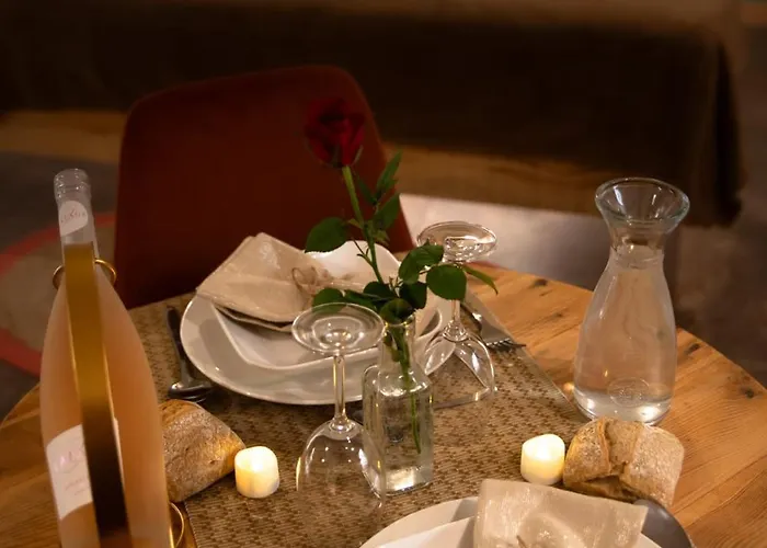 Aux Amoureux , Romantique Et Le Barcarès